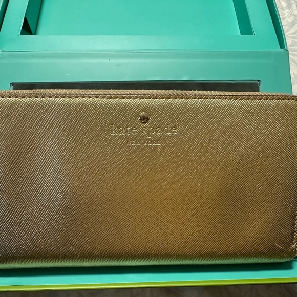Kate Spade New York Wallet Case for Universal Smartphones - Picture 3 of 8